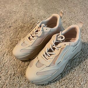 Steve Madden Beige Women's Sneakers